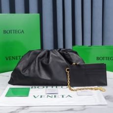 Bottega Veneta Pouch Clutch Bags